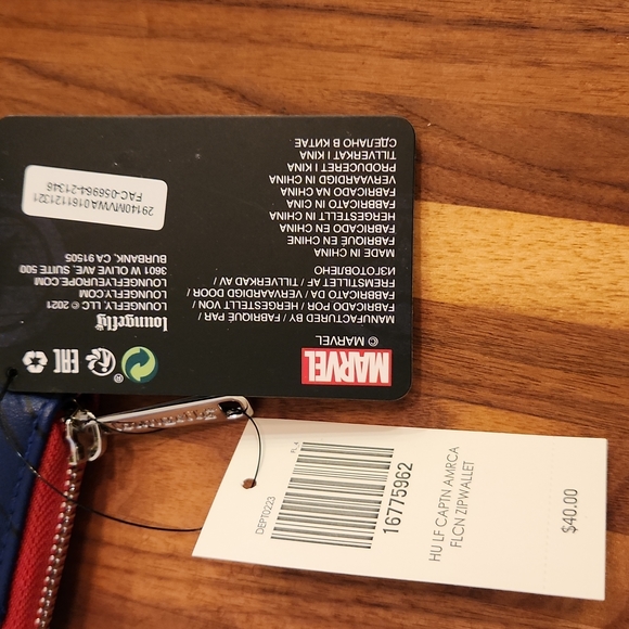 Marvel The Falcon And The Winter Soldier Captain American mid size zipper wallet - Picture 5 of 5